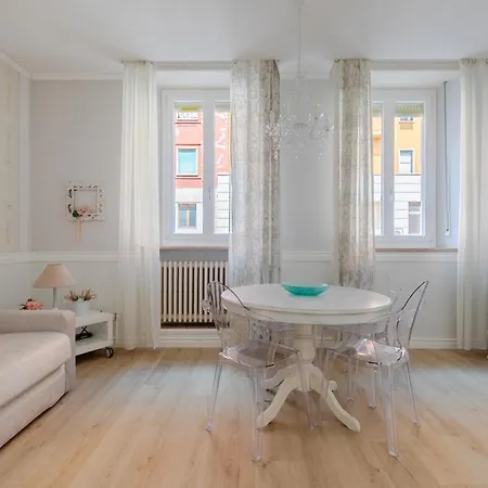 Holiday Verona شقة فيرونا