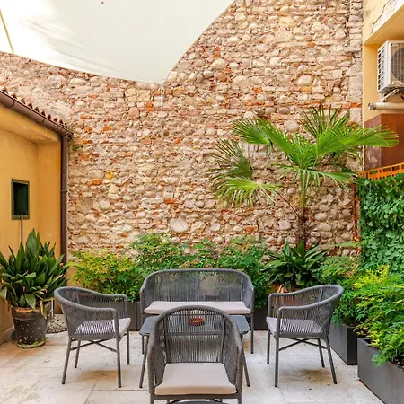 شقة Holiday Verona فيرونا