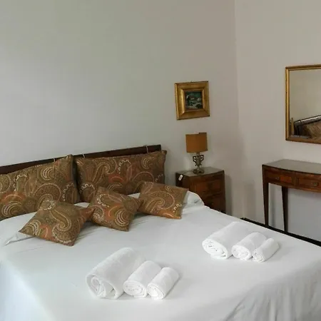 Holiday Verona * فيرونا