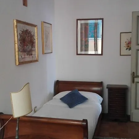 Holiday Verona شقة *