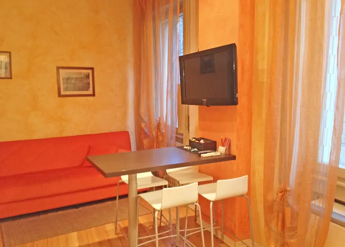 아파트 Holiday Verona *